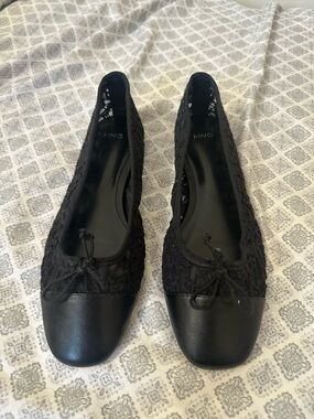 Mango Black Lace and Leather Cap-Toe Ballet Flats